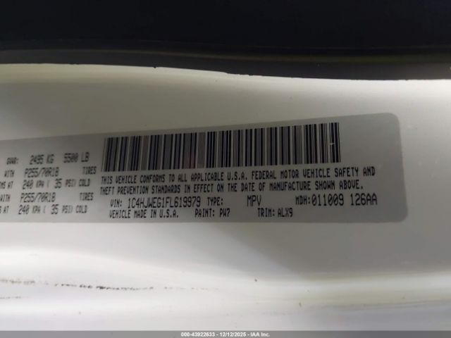 Jeep Wrangler Sahara Image 3