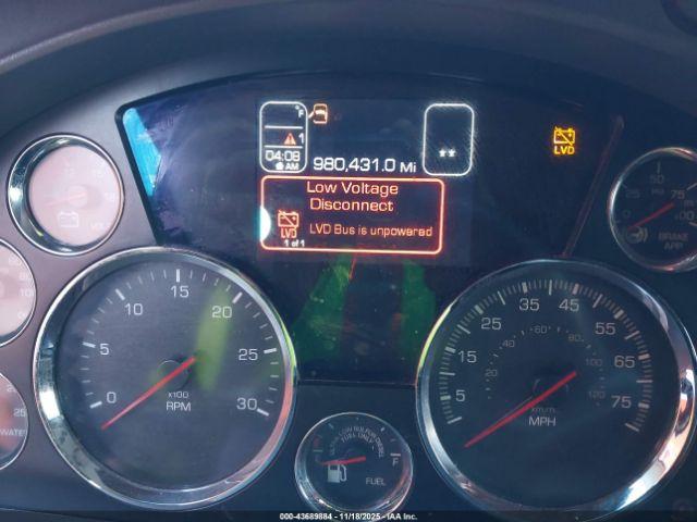 Kenworth T680 Image 15