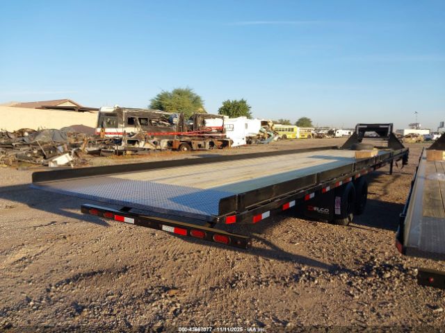 Delco Trailers Gooseneck Flatbed Image 7
