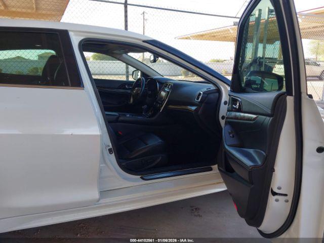 Nissan Maxima 3.5 Platinum Image 16