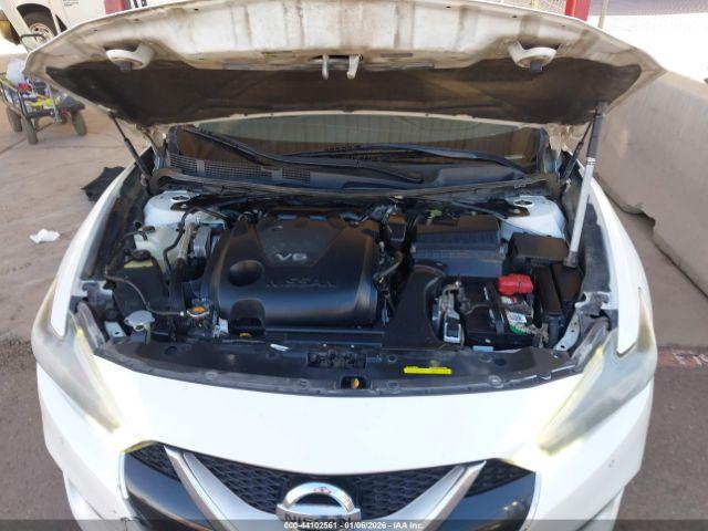 Nissan Maxima 3.5 Platinum Image 11