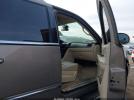 Cadillac Escalade Standard Image 8