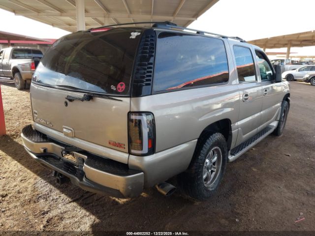 GMC Yukon Denali Image 4