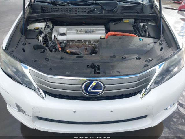 Lexus HS 250h Image 4