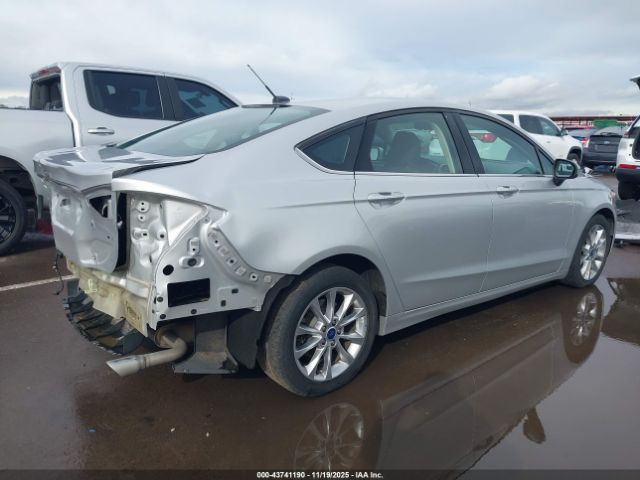 Ford Fusion Se Image 4
