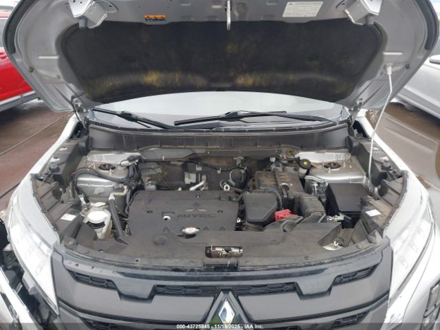 Mitsubishi Outlander 2.4 Gt Image 13