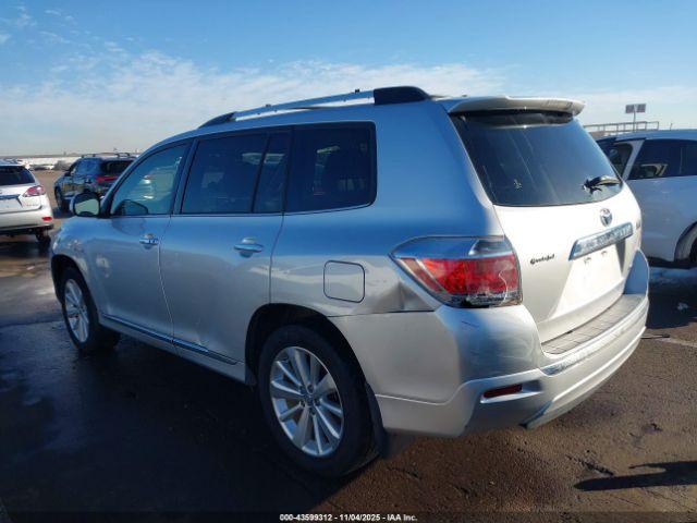 Toyota Highlander Limited V6 Image 7
