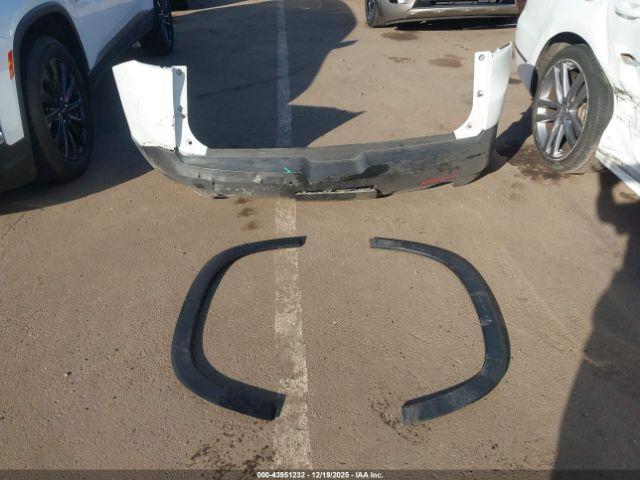 Chevrolet Traverse Fwd Rs Image 12