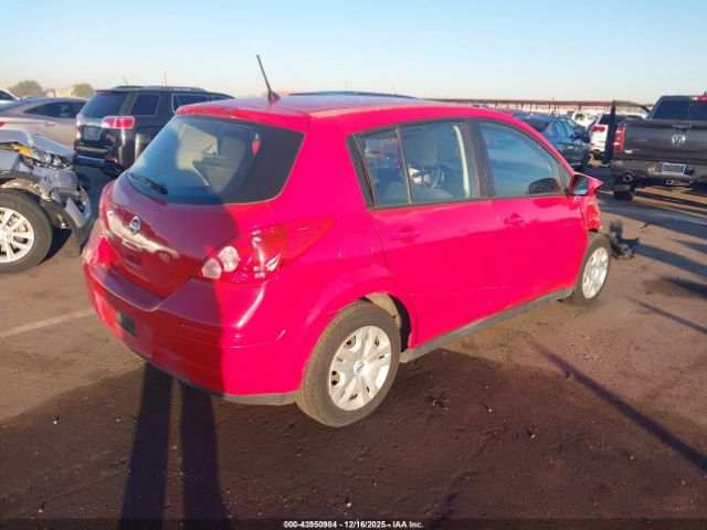 Nissan Versa 1.8 S Image 12