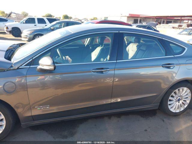 Ford Fusion Titanium Image 17