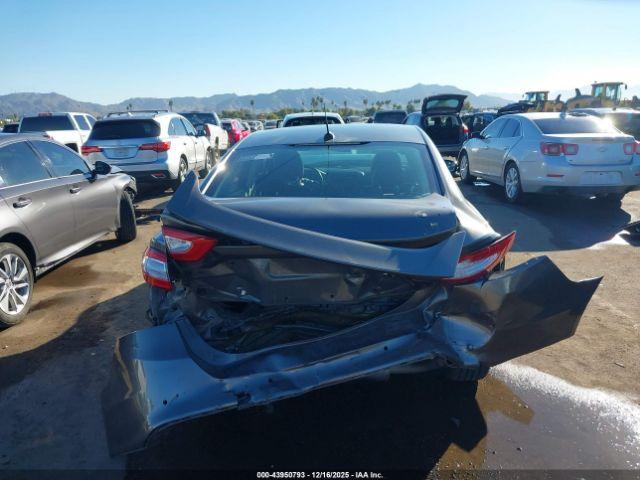 Ford Fusion Titanium Image 16