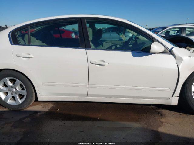 Nissan Altima 2.5 S Image 13