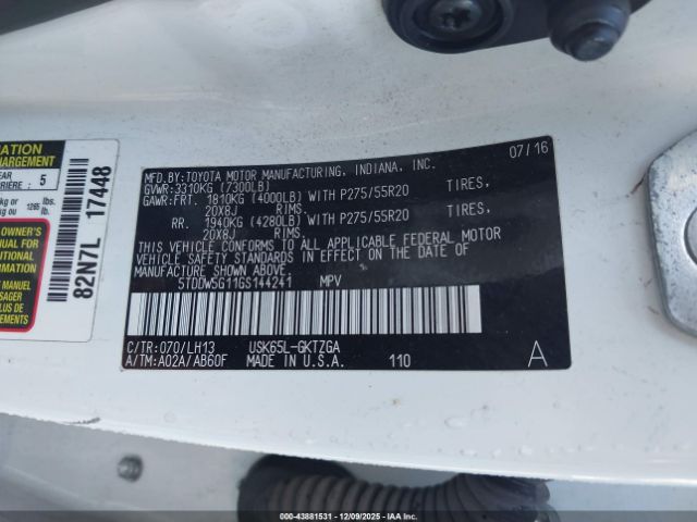 Toyota Sequoia Platinum 5.7l V8 Image 3