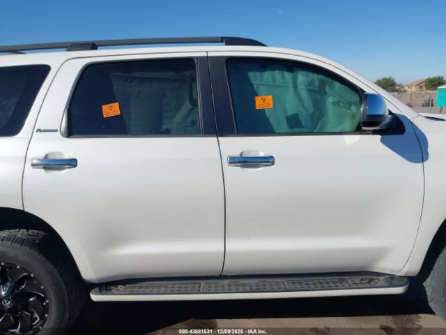 Toyota Sequoia Platinum 5.7l V8 Image 6