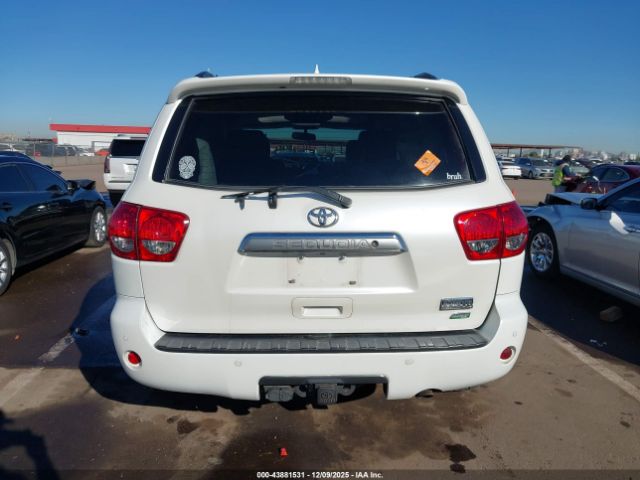 Toyota Sequoia Platinum 5.7l V8 Image 9