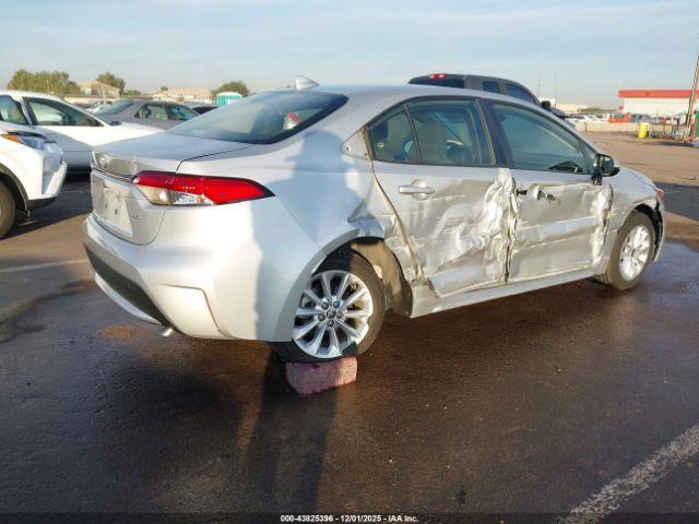 Toyota Corolla Le Image 16