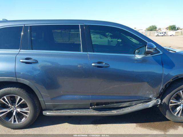 Toyota Highlander Le Plus Image 15