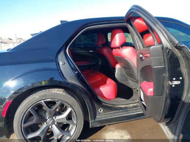 Chrysler 300 300s Image 4