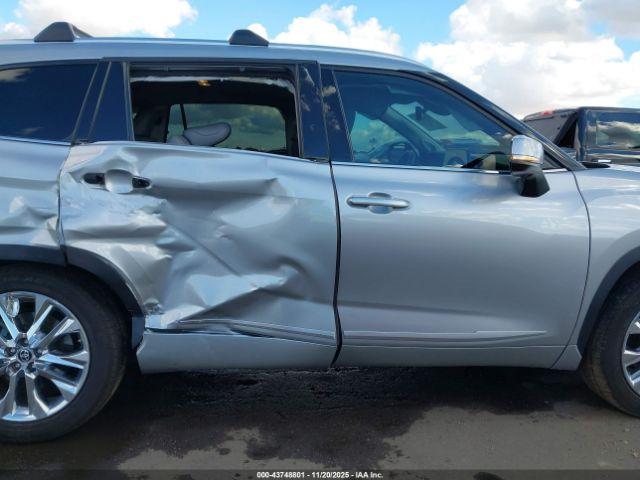 Toyota Highlander Limited Image 15