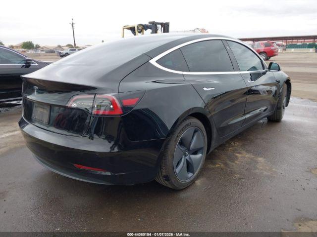 Tesla Model 3 Image 15