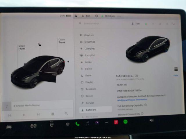Tesla Model 3 Image 17