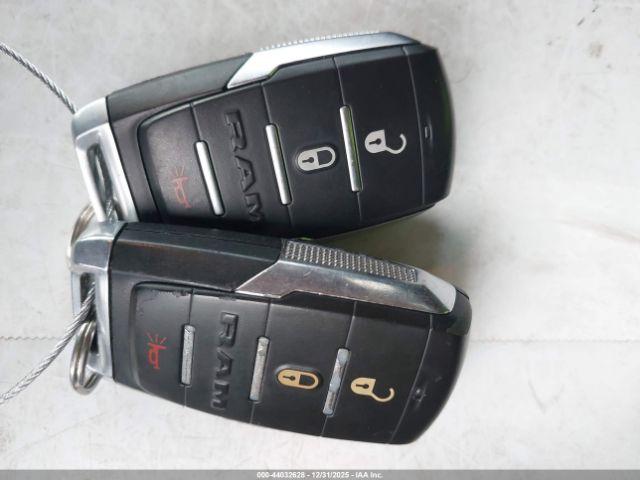 Ram 1500 Big Horn  4x2 5'7 Box Image 15