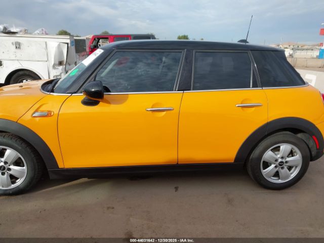 MINI Hardtop Cooper Image 10