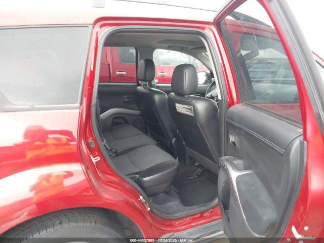 Mitsubishi Outlander Se Image 6