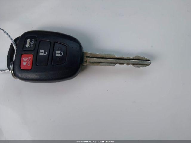 Toyota Corolla Le Image 7