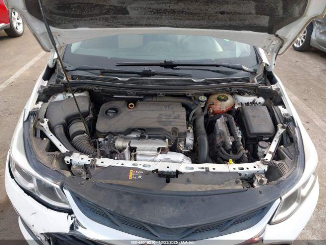 Chevrolet Cruze Ls Image 12