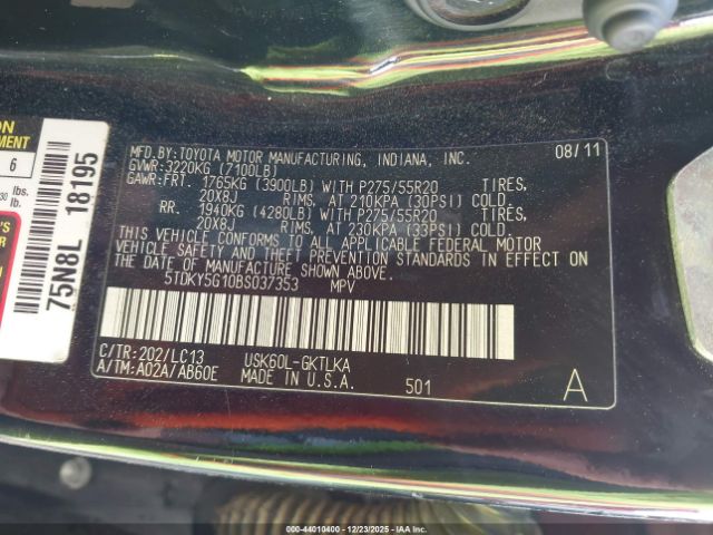 Toyota Sequoia Limited 5.7l V8 Image 12