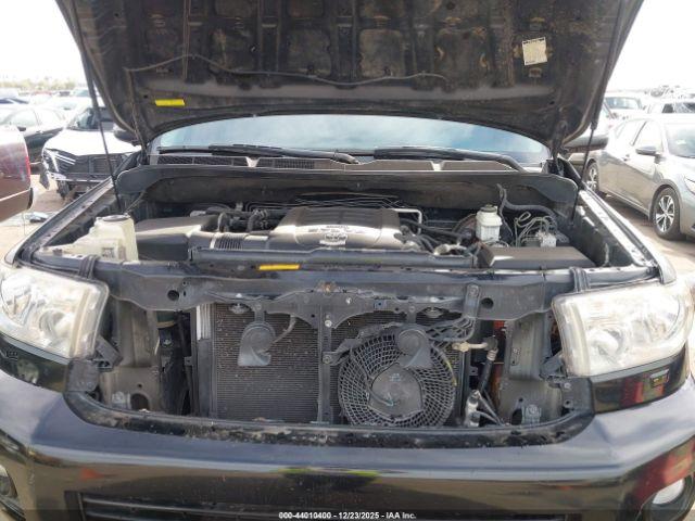 Toyota Sequoia Limited 5.7l V8 Image 13