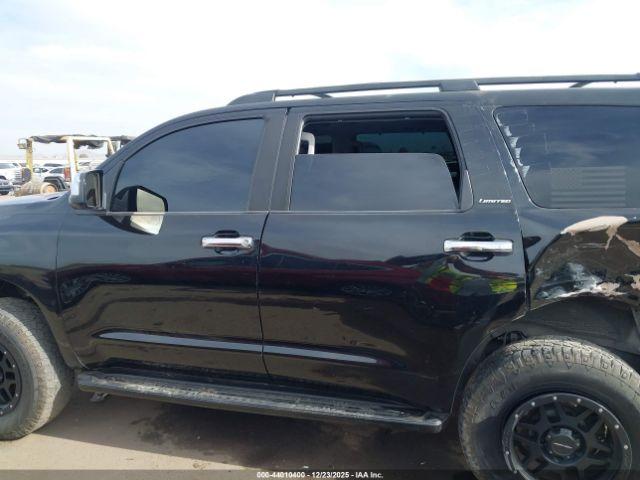 Toyota Sequoia Limited 5.7l V8 Image 15