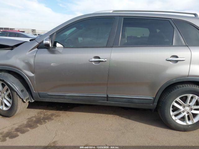 Kia Sorento Lx V6 Image 11