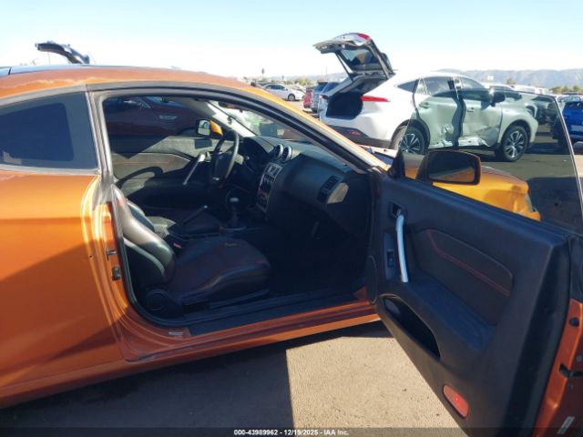 Hyundai Tiburon Image 3