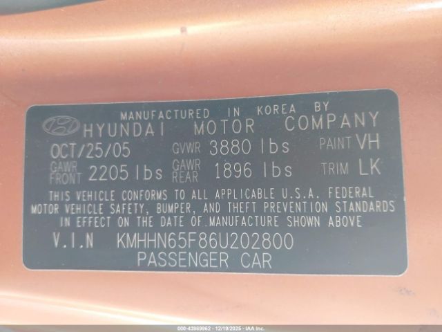 Hyundai Tiburon Image 16