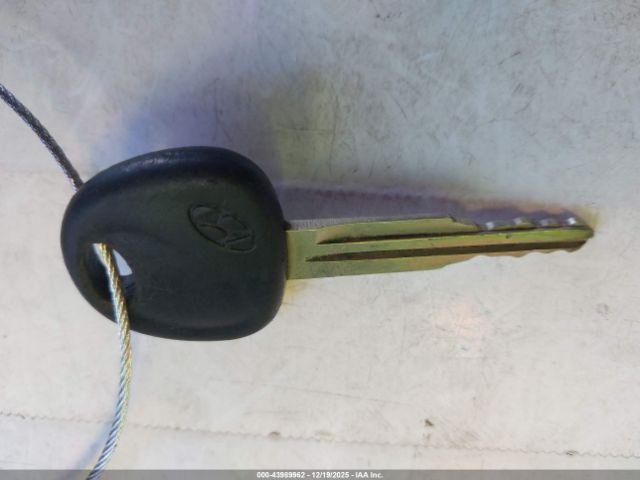 Hyundai Tiburon Image 5