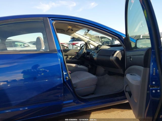 Toyota Prius Image 6