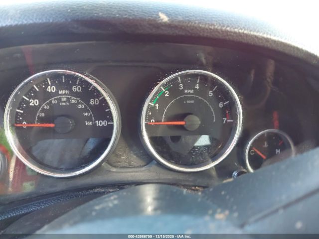 Jeep Wrangler Rubicon Image 12