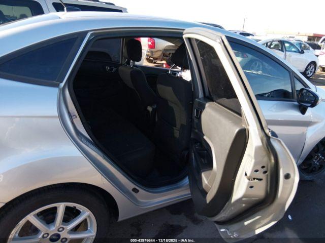 Ford Fiesta Se Image 11