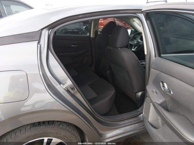 Nissan Sentra Sv Xtronic Cvt Image 8