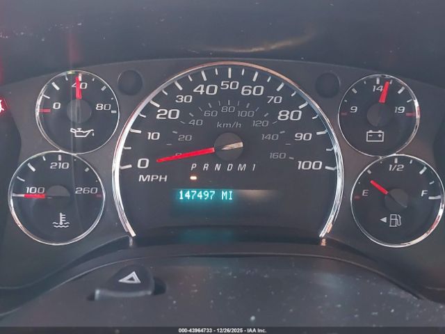 Chevrolet Express Work Van Image 2