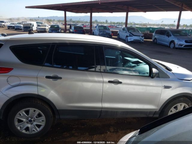 Ford Escape S Image 15