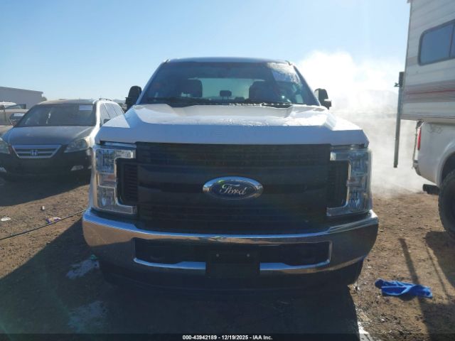 Ford F-250 Xl Image 10