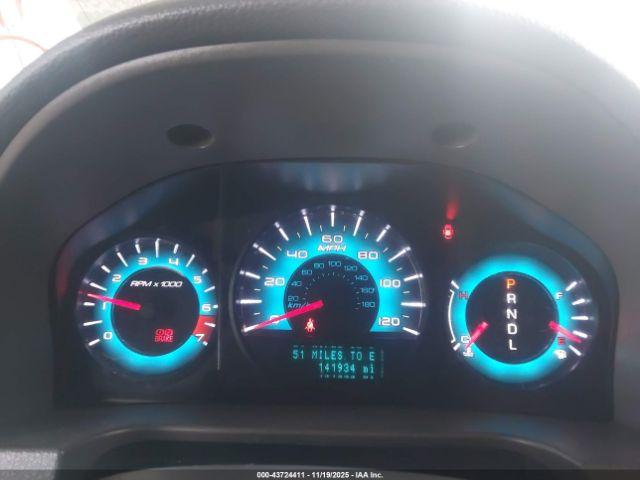 Ford Fusion Se Image 6