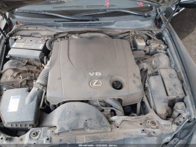 Lexus Is Image 7