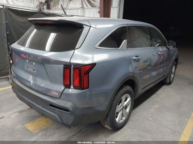 Kia Sorento Lx Image 3