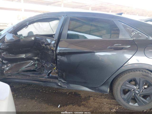 Hyundai ELANTRA Sel Image 15