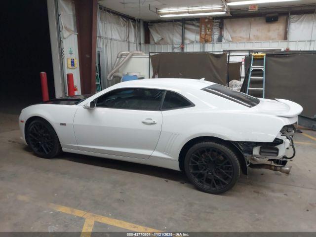 Chevrolet Camaro 2ss Image 3