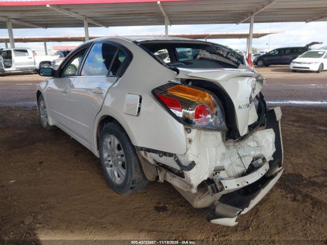 Nissan Altima 2.5 S Image 3